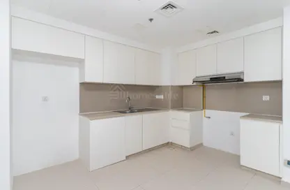 Apartment - 2 Bedrooms - 2 Bathrooms for rent in Zahra Apartments 2A - Zahra Apartments 2 - Zahra Apartments - Town Square - Dubai