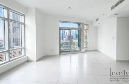 Apartment - 1 Bedroom - 2 Bathrooms for rent in The Lofts East - The Lofts - Downtown Dubai - Dubai