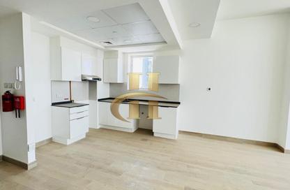 Apartment - 1 - 2 for sale in Bloom Towers B - Bloom Towers - District 10 - Jumeirah Village Circle - Dubai Apartment - 1 - 2 for sale in Bloom Towers B - Bloom Towers - District 10 - Jumeirah Village Circle - Dubai