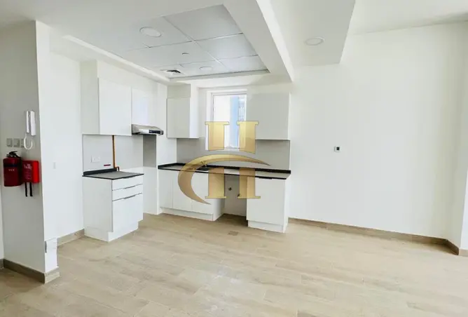 155093371 - Property Image 2