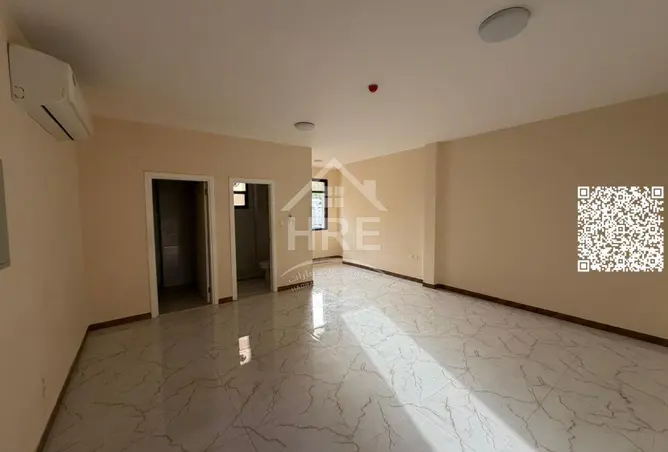 100862983 - Property Image 2