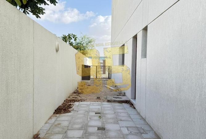 15972001 - صورة العقار 2