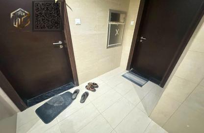 عمارة بالكامل - استوديو - 8 حمامات للبيع في الثاني مويلح - تجارية مويلح - الشارقة