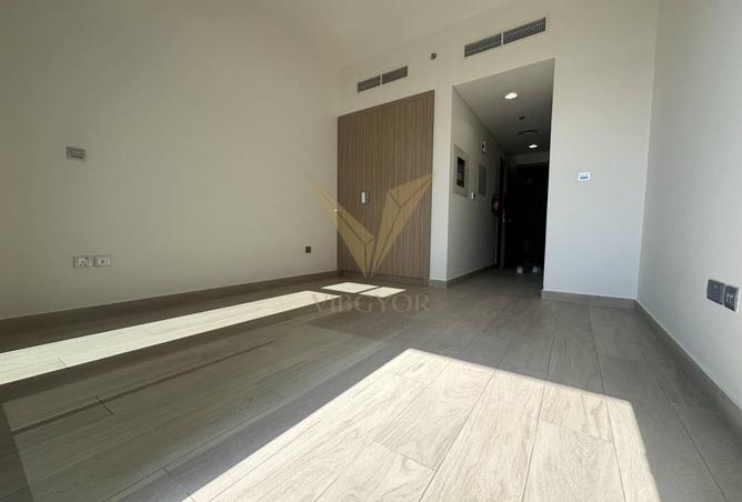 74229453 - صورة العقار 2