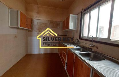 Apartment - 2 - 1 for rent in Abu Shagara building - Abu shagara - Sharjah