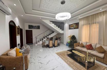 Villa - 3 Bedrooms - 5 Bathrooms for rent in Al Yasmeen 1 - Al Yasmeen - Ajman