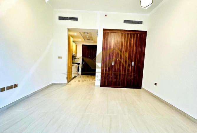 70270569 - Property Image 2