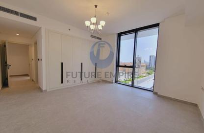 Apartment - 3 Bedrooms - 5 Bathrooms for rent in Dubai Healthcare City - Bur Dubai - Dubai