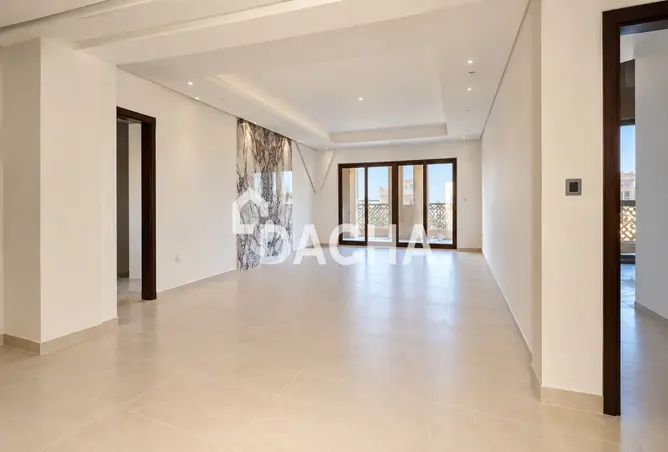 156002618 - Property Image 3