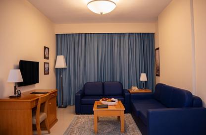 Hotel  and  Hotel Apartment - 3 Bedrooms - 3 Bathrooms for rent in Al Fardan Centre - Al Majaz 3 - Al Majaz - Sharjah