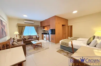 Apartment - Studio - 1 Bathroom for rent in Golden Sands 3 Hotel Apartments - Mankhool - Bur Dubai - Dubai