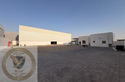 Factory - Studio - 3 Bathrooms for rent in Al Jlail - Al Sajaa - Sharjah Factory - Studio - 3 Bathrooms for rent in Al Jlail - Al Sajaa - Sharjah