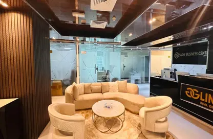 Business Centre - Studio - 2 Bathrooms for rent in Iris Bay - Business Bay - Dubai