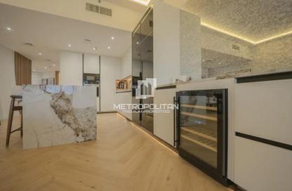Apartment - 2 Bedrooms - 3 Bathrooms for sale in Cayan Tower - Dubai Marina - Dubai