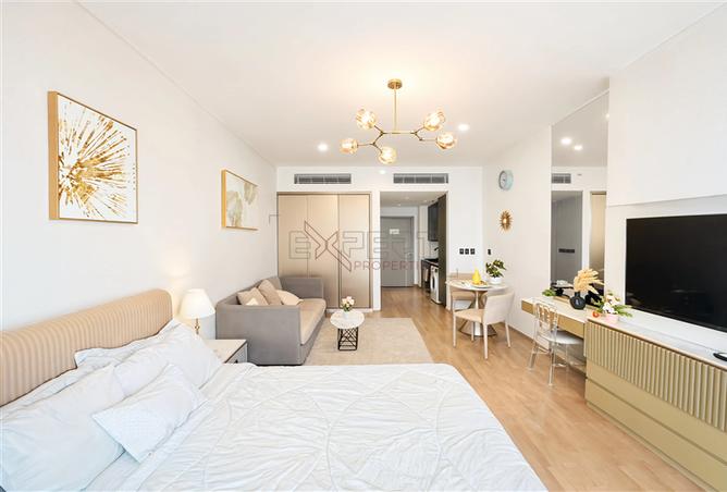 Fully Furnished | Burj Views | Ready to Move photo 2