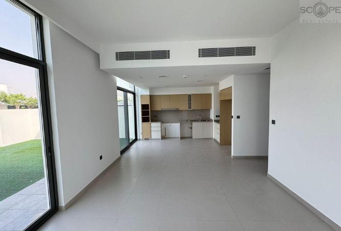 81945825 - Property Image 3