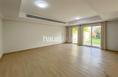 Villa - 3 Bedrooms - 3 Bathrooms for rent in Springs 12 - The Springs - Dubai