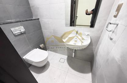 Apartment - 1 Bedroom - 2 Bathrooms for rent in Jumeirah Garden City - Al Satwa - Dubai