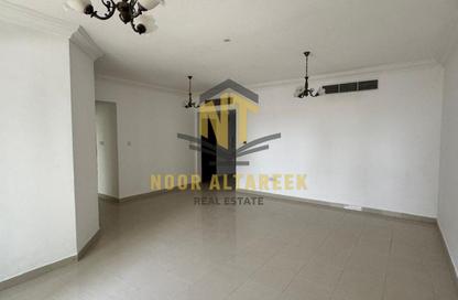 Apartment - 3 Bedrooms - 3 Bathrooms for rent in New Al Taawun Road - Al Taawun - Sharjah