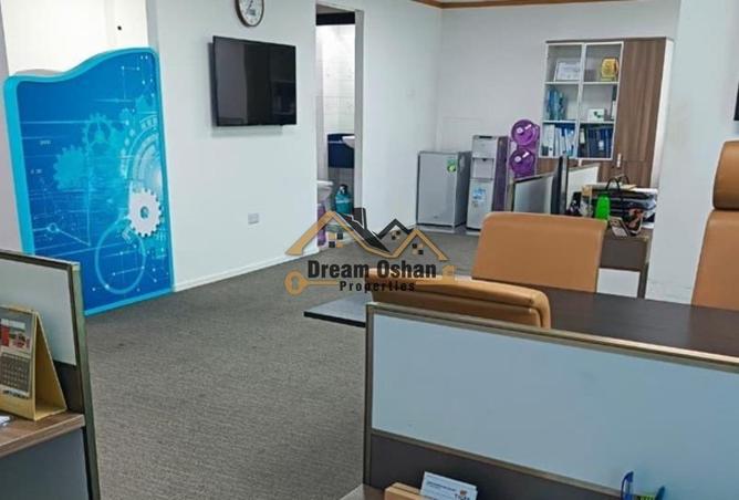 121554300 - Property Image 3