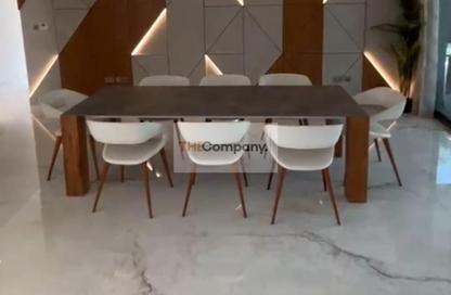 Villa - 4 Bedrooms - 5 Bathrooms for sale in West Yas - Yas Island - Abu Dhabi