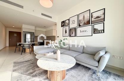 Apartment - 2 Bedrooms - 2 Bathrooms for rent in Burj Royale - Downtown Dubai - Dubai