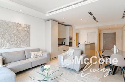 Apartment - 2 Bedrooms - 2 Bathrooms for rent in The 8 - The Crescent - Palm Jumeirah - Dubai