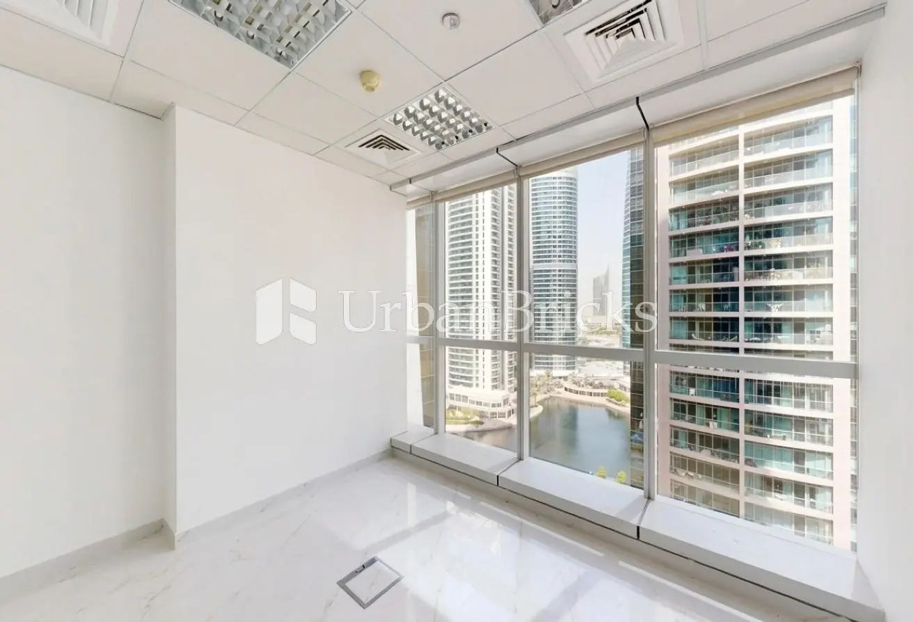 160113923 - Property Main Image