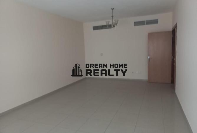 82367355 - Property Image 3