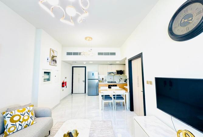 82801957 - Property Image 2