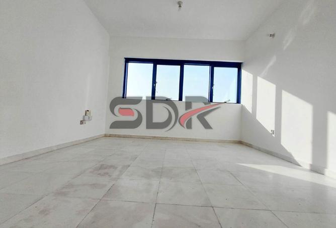 83224923 - Property Image 3