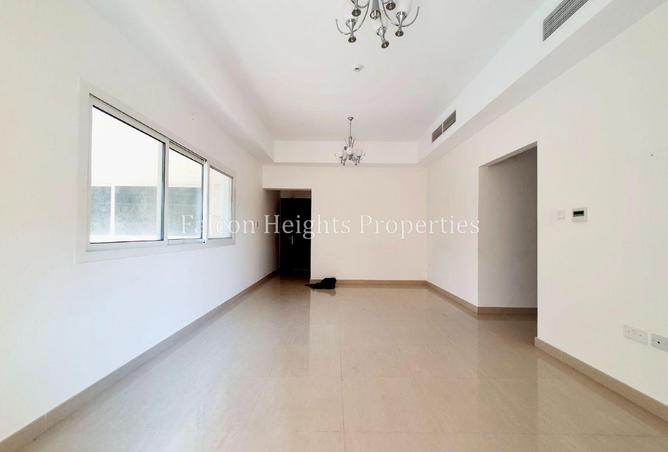 126125704 - Property Image 2