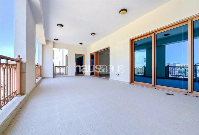 88738010 - Property Image 3