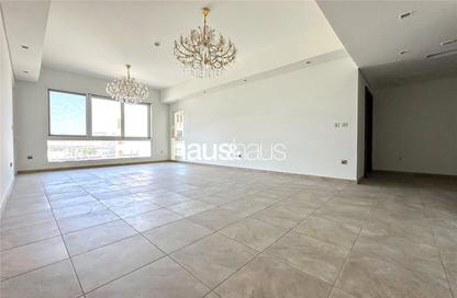 Apartment - 3 Bedrooms - 4 Bathrooms for sale in Marina Residences 4 - Marina Residences - Palm Jumeirah - Dubai