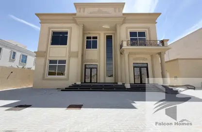 Villa - 5 Bedrooms - 6 Bathrooms for rent in Al Aweer 1 - Al Aweer - Dubai