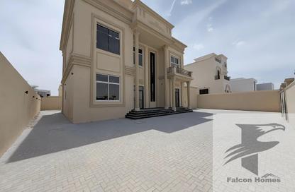 Villa - 5 Bedrooms - 6 Bathrooms for rent in Al Aweer 1 - Al Aweer - Dubai