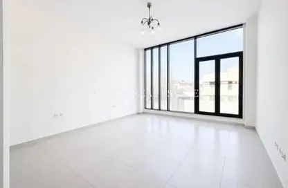 Villa - 4 Bedrooms - 5 Bathrooms for rent in Jumeirah 1 Villas - Jumeirah 1 - Jumeirah - Dubai Villa - 4 Bedrooms - 5 Bathrooms for rent in Jumeirah 1 Villas - Jumeirah 1 - Jumeirah - Dubai