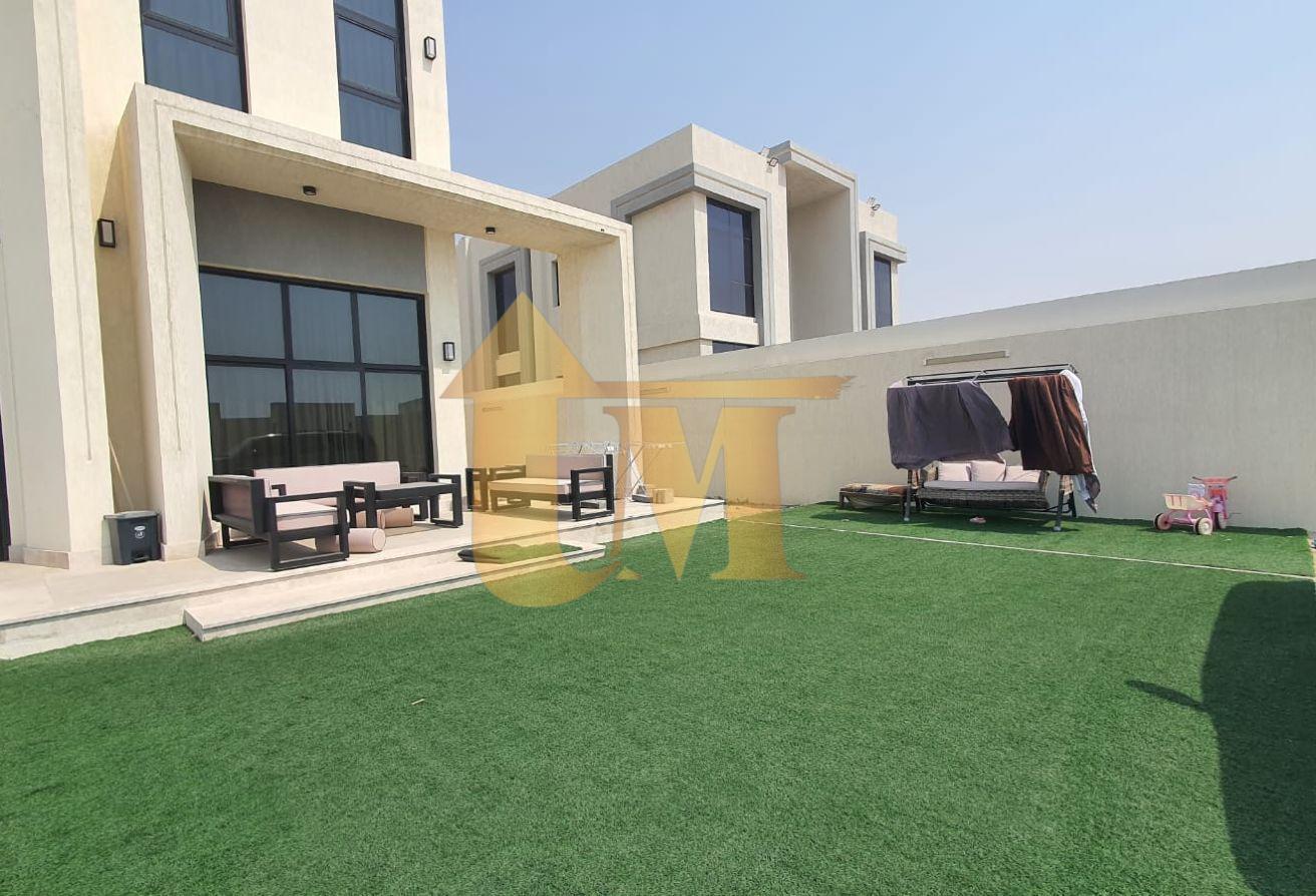 Luxury |Independent 4BR+Maid Villa |private garden photo 7