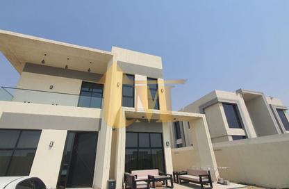 Villa - 4 Bedrooms - 7 Bathrooms for rent in Al Aweer 1 - Al Aweer - Dubai