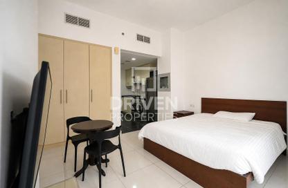 Apartment - Studio - 1 Bathroom for rent in Golf Vista 2 - Golf Vista - Golf Town - Damac Hills - Dubai Apartment - Studio - 1 Bathroom for rent in Golf Vista 2 - Golf Vista - Golf Town - Damac Hills - Dubai
