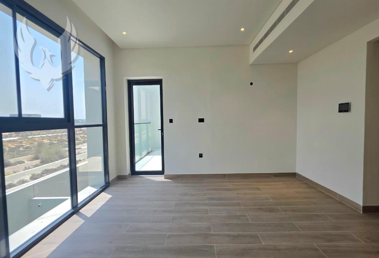 Spacious unit | Landscaped | With Appliances photo 23