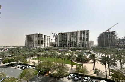 Apartment - 3 Bedrooms - 3 Bathrooms for sale in Jenna Main Square 2 - Jenna Main Square - Town Square - Dubai