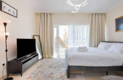 Apartment - Studio - 1 Bathroom for rent in Burj Al Nujoom - Downtown Dubai - Dubai