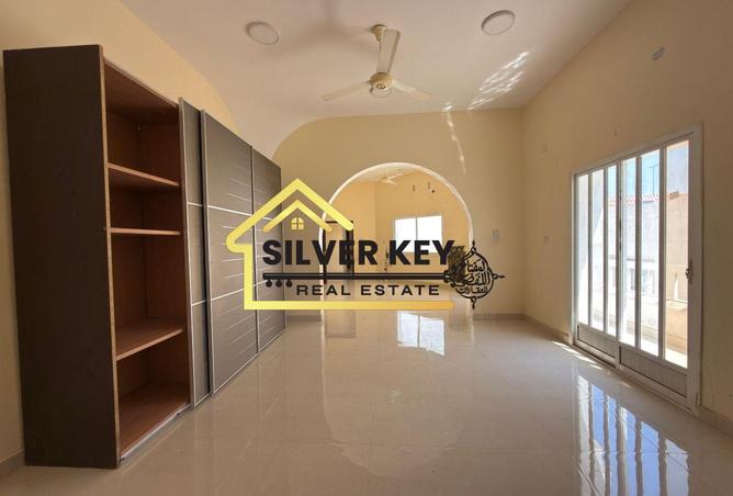 138300555 - Property Image 3