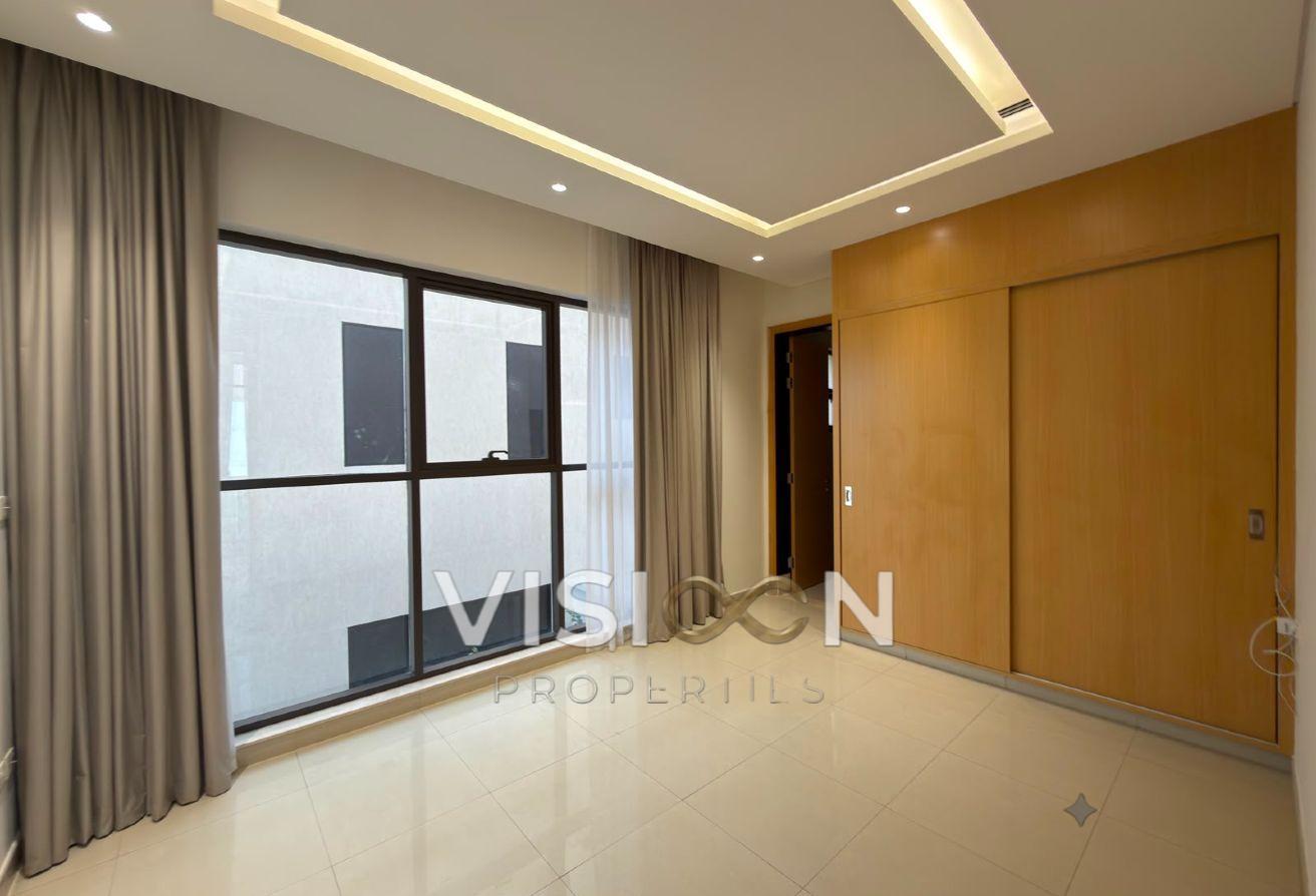 Elegant 6BR - Private Pool - prima Location photo 8