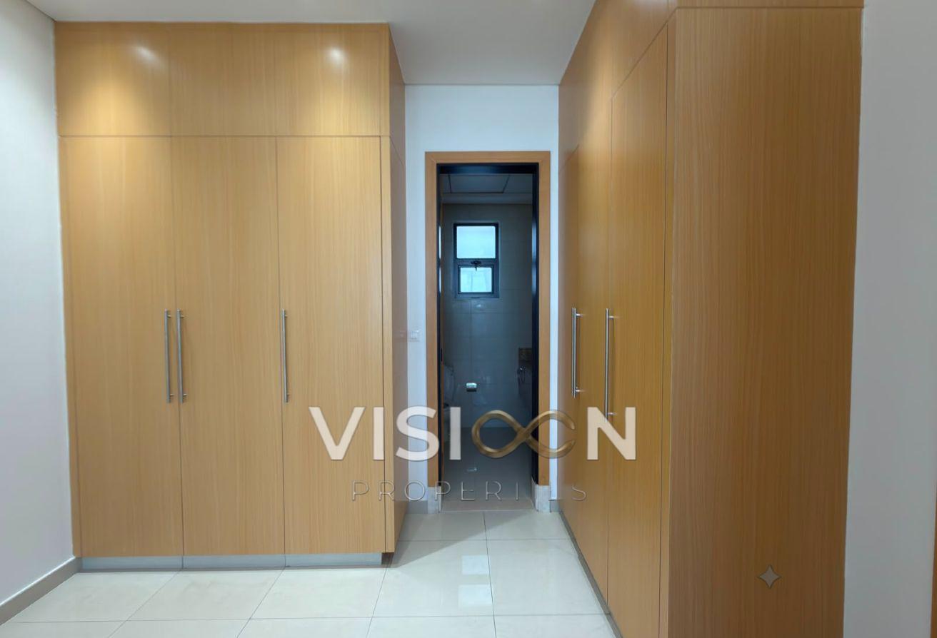 Elegant 6BR - Private Pool - prima Location photo 9