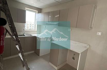 Apartment - Studio - 1 Bathroom for rent in Al Ameera Village - Ajman Apartment - Studio - 1 Bathroom for rent in Al Ameera Village - Ajman