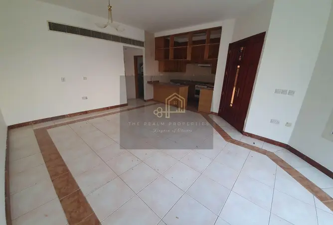 152400143 - Property Image 3