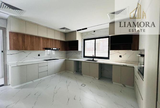 123365583 - Property Image 2