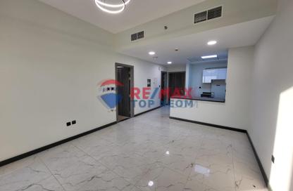 Apartment - 1 Bedroom - 1 Bathroom for rent in Rukan Tower A - Rukan Tower - Rukan - Dubai Land - Dubai